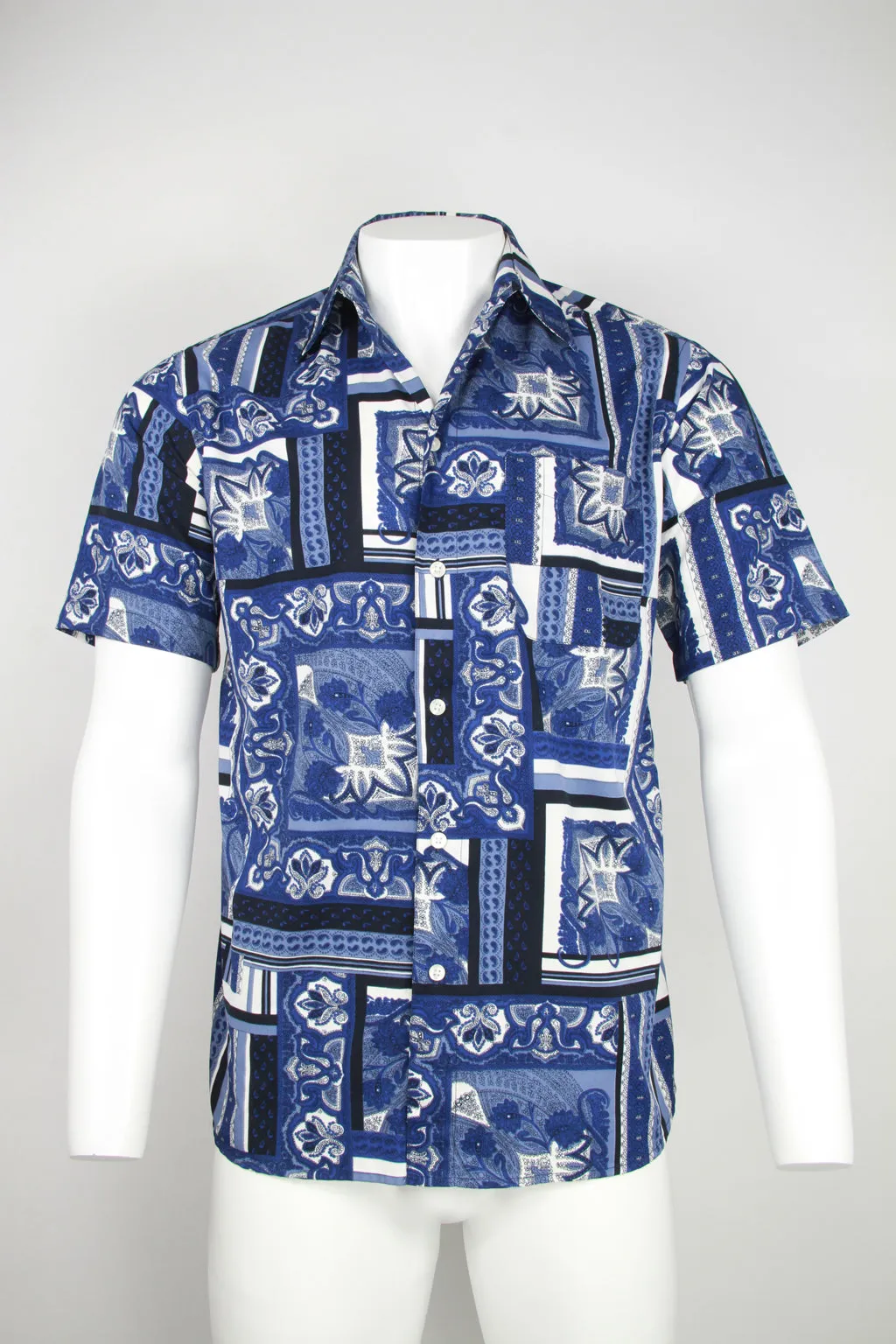 90s Short sleeve shirt - Blue and white paisley pattern - M