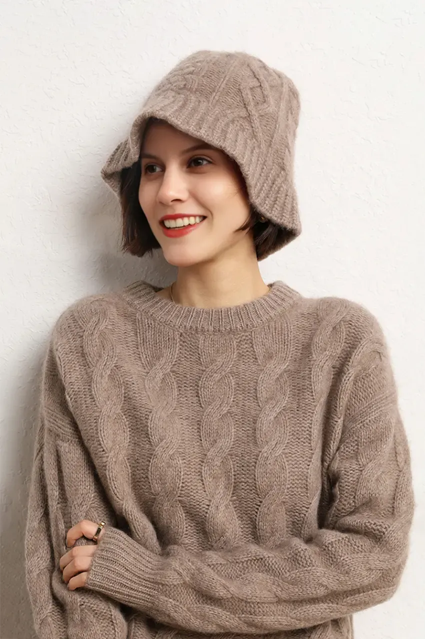 Cable Knit Designer Bucket Hat In 100 Cashmere