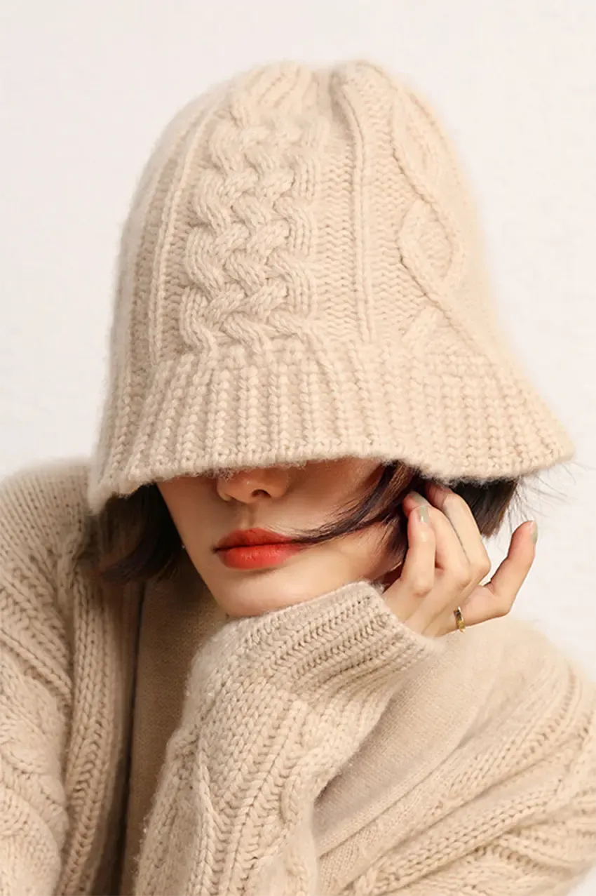 Cable Knit Designer Bucket Hat In 100 Cashmere