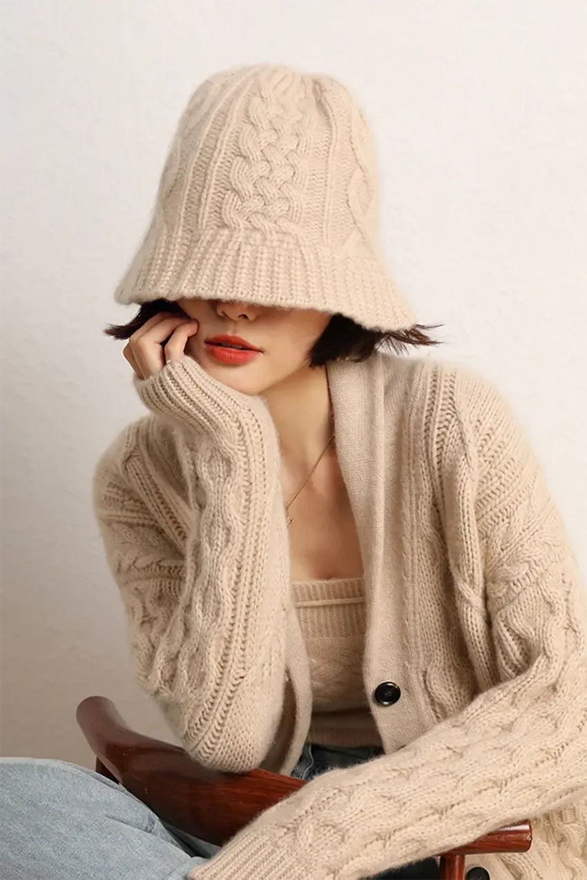 Cable Knit Designer Bucket Hat In 100 Cashmere