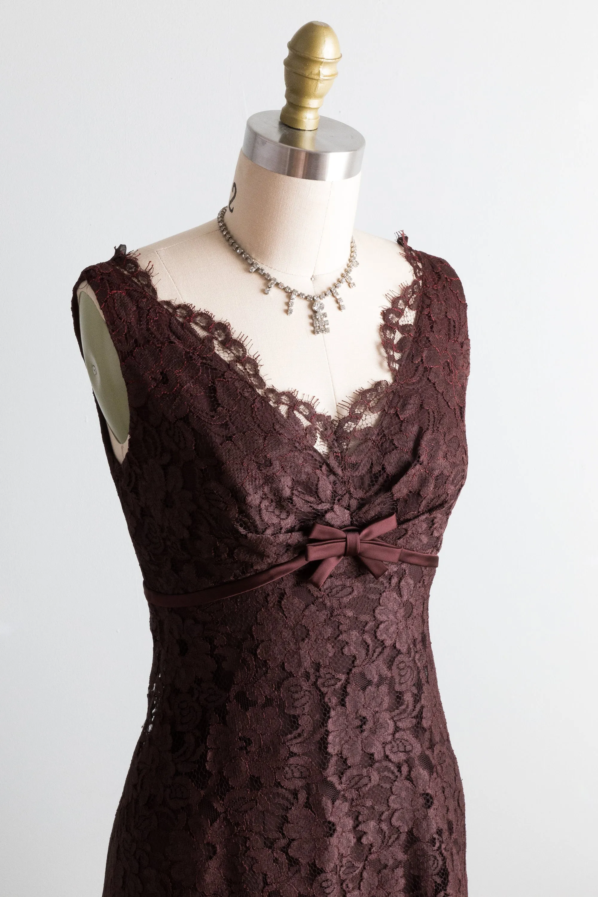 Chocolate Lace 1960's Babydoll Vintage Party Dress // Waist 24