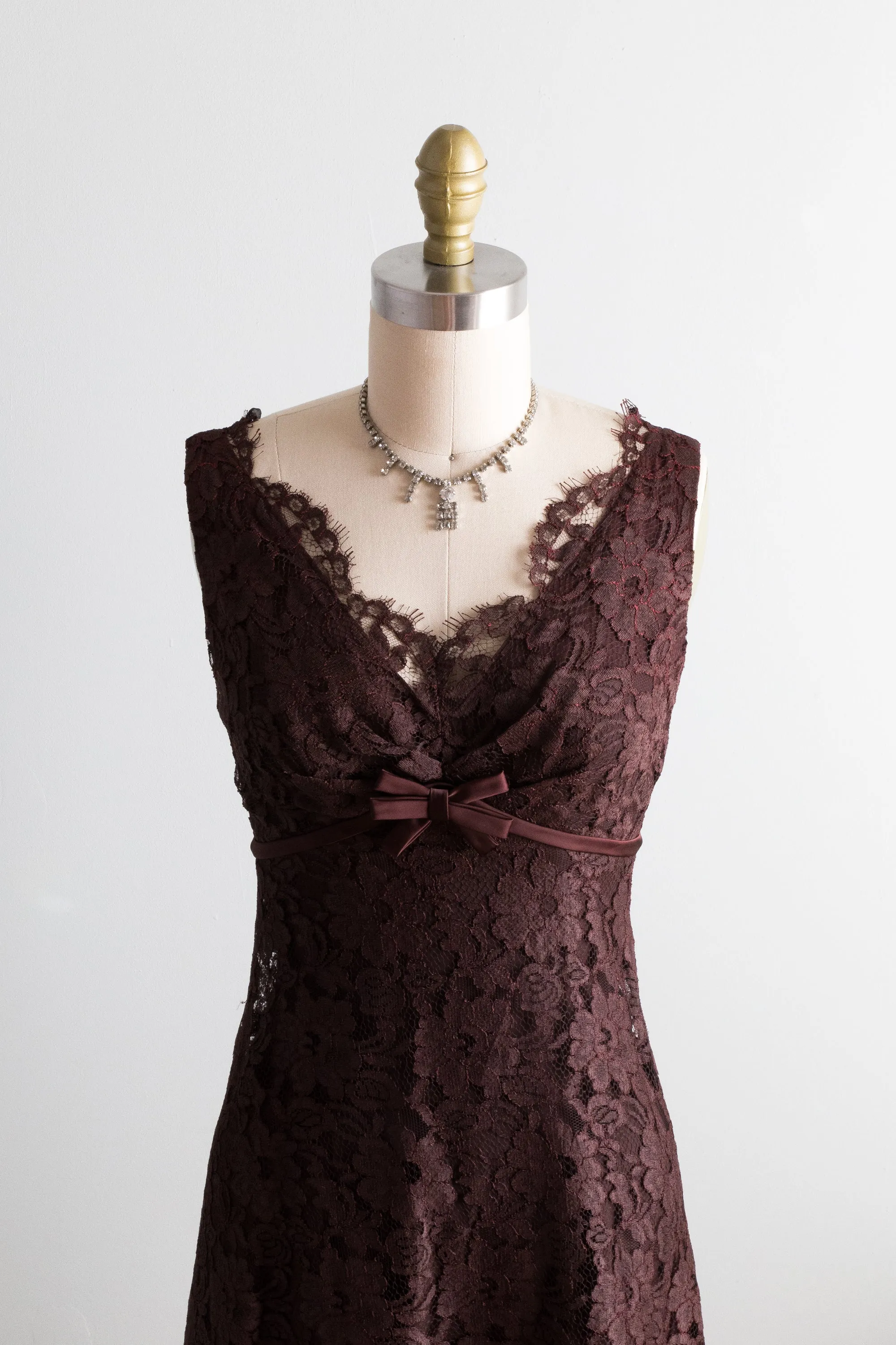 Chocolate Lace 1960's Babydoll Vintage Party Dress // Waist 24