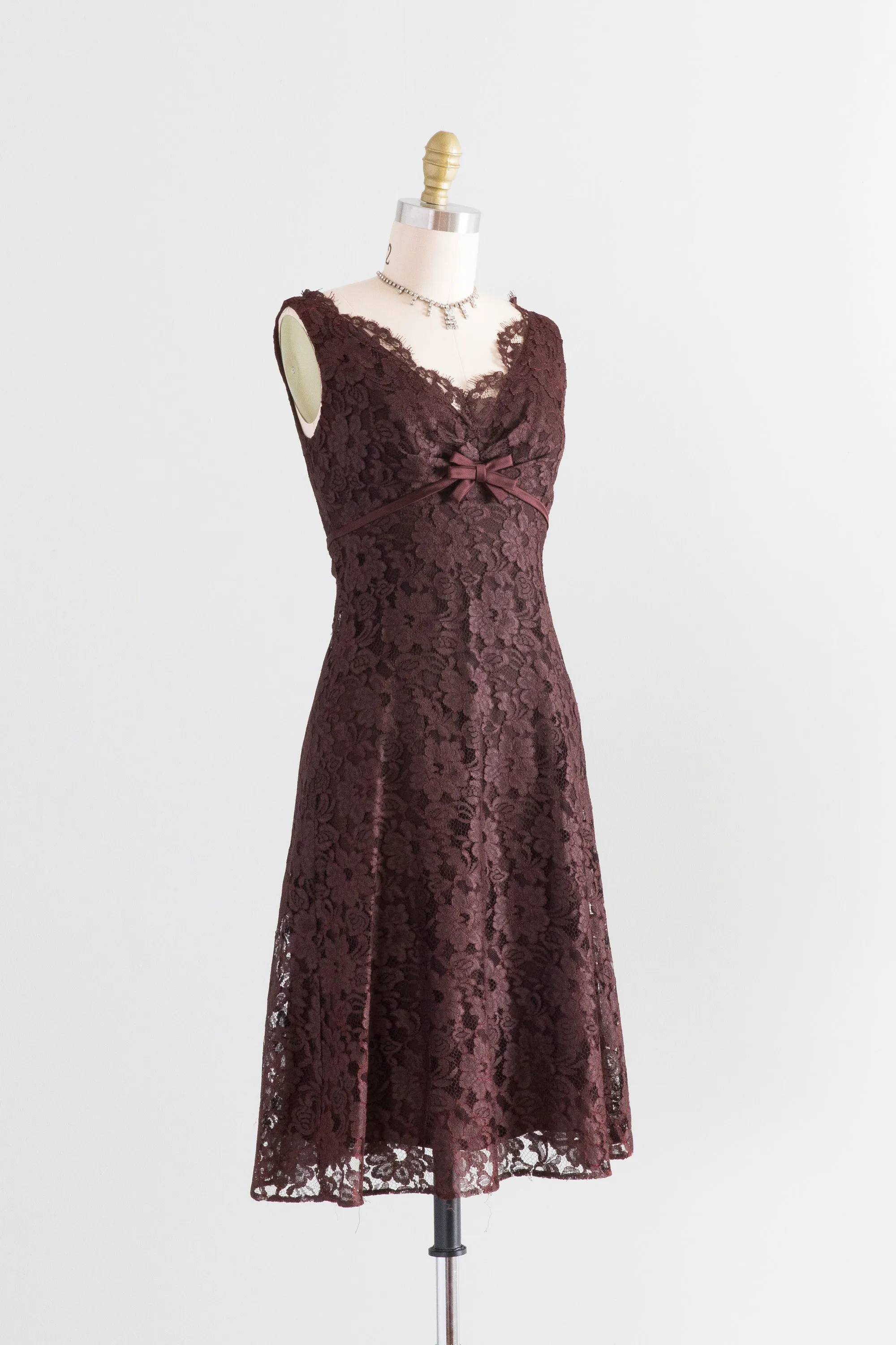 Chocolate Lace 1960's Babydoll Vintage Party Dress // Waist 24