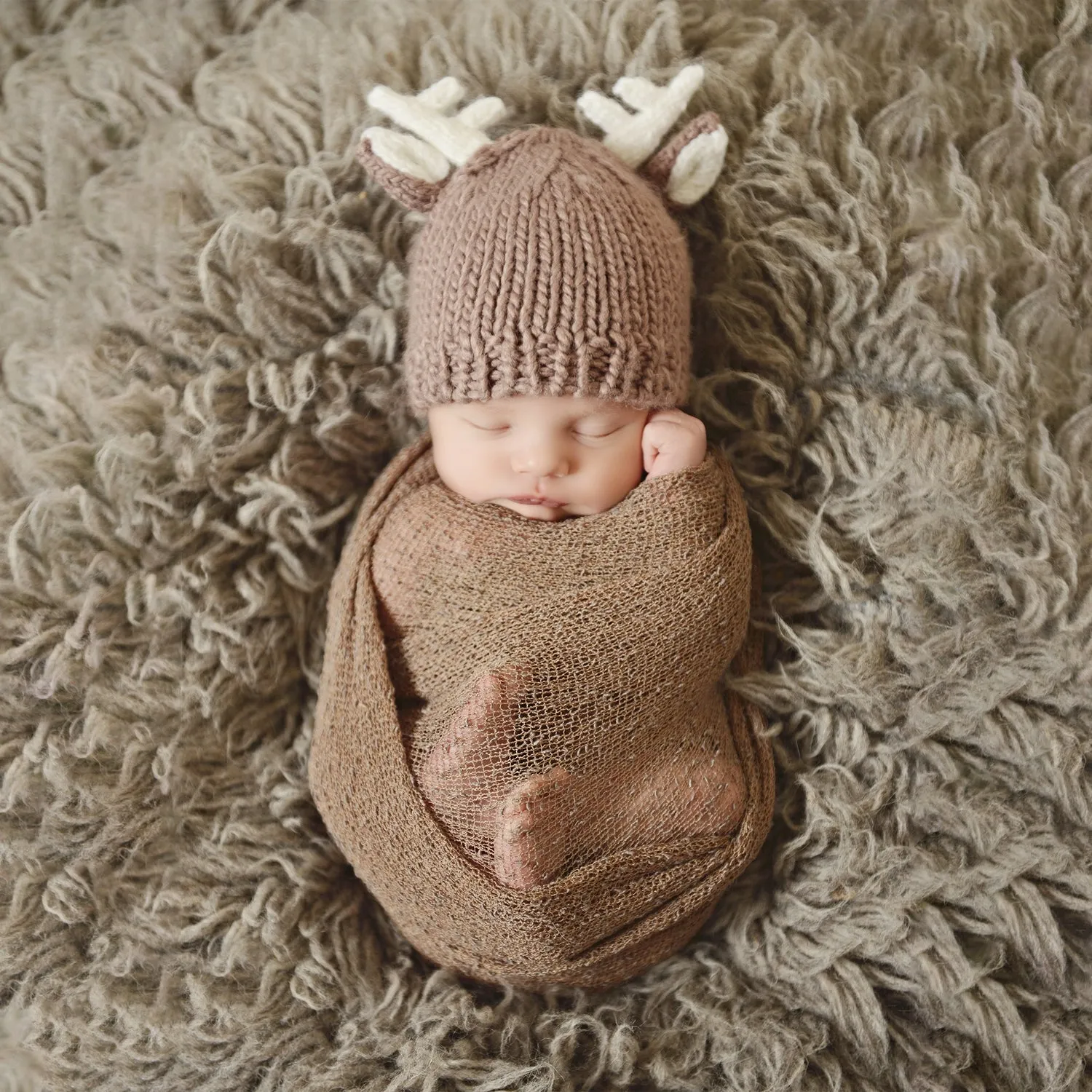 Hartley Deer Beanie: Brown