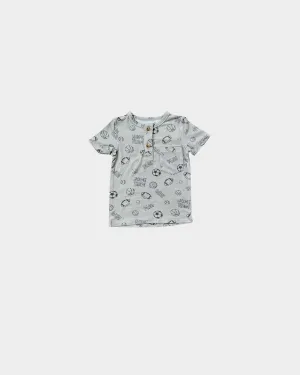 Henley Shirt in Team Sports