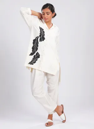 Ivory Cuban Collar Bold Floral Motif Top