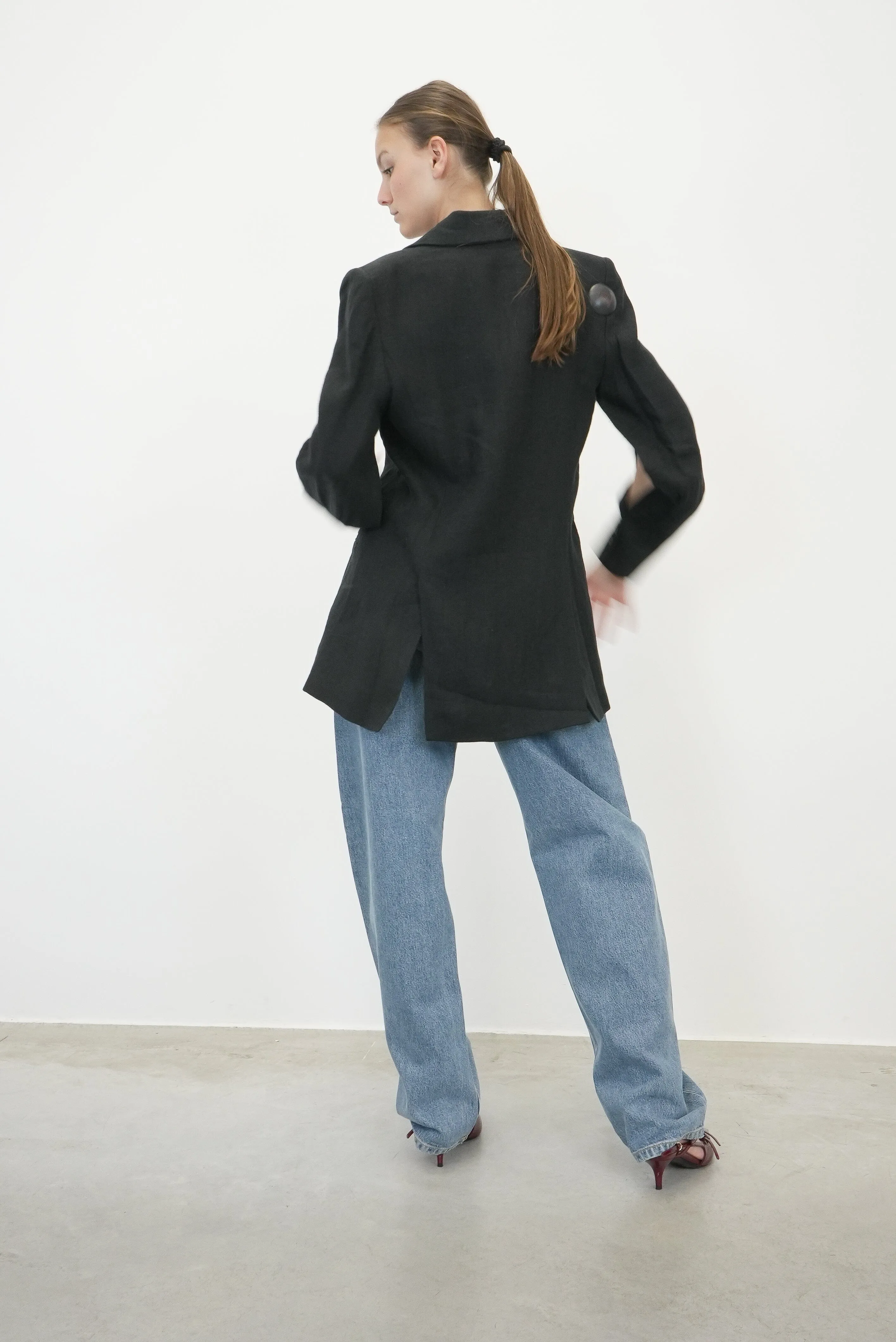 LINEN SLIT SLEEVE BLAZER