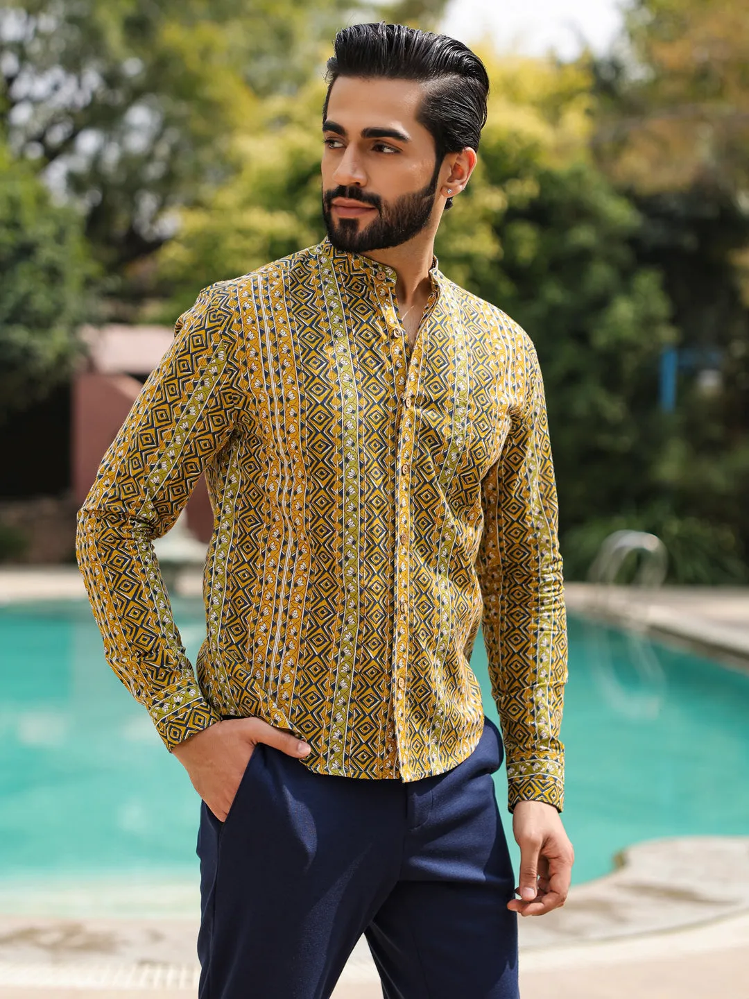 Men's  Pure Cotton Olive Casual Shirt