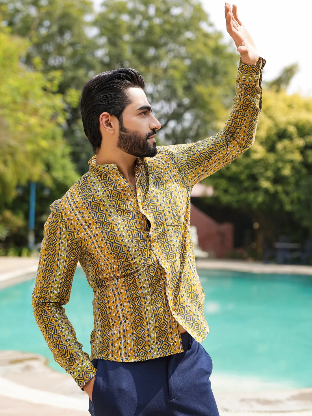Men's  Pure Cotton Olive Casual Shirt