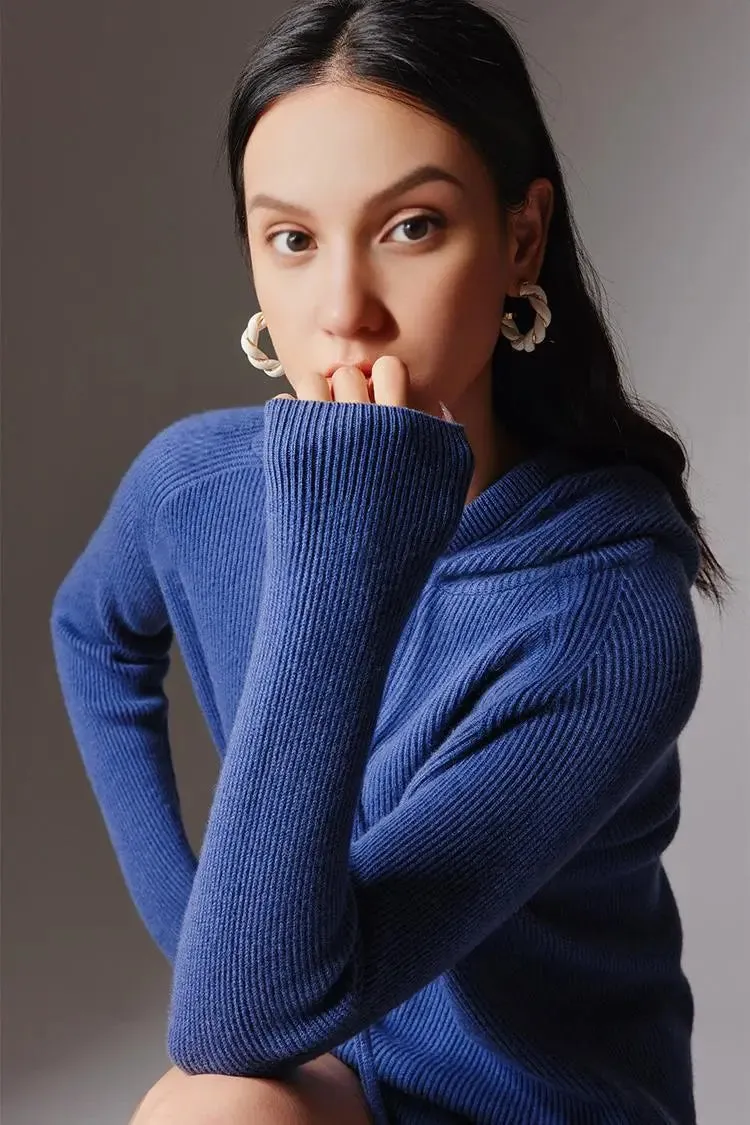 Relax Fit Merino Wool Hooded Sweater