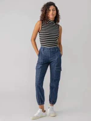 Sleveless Mock Neck Top