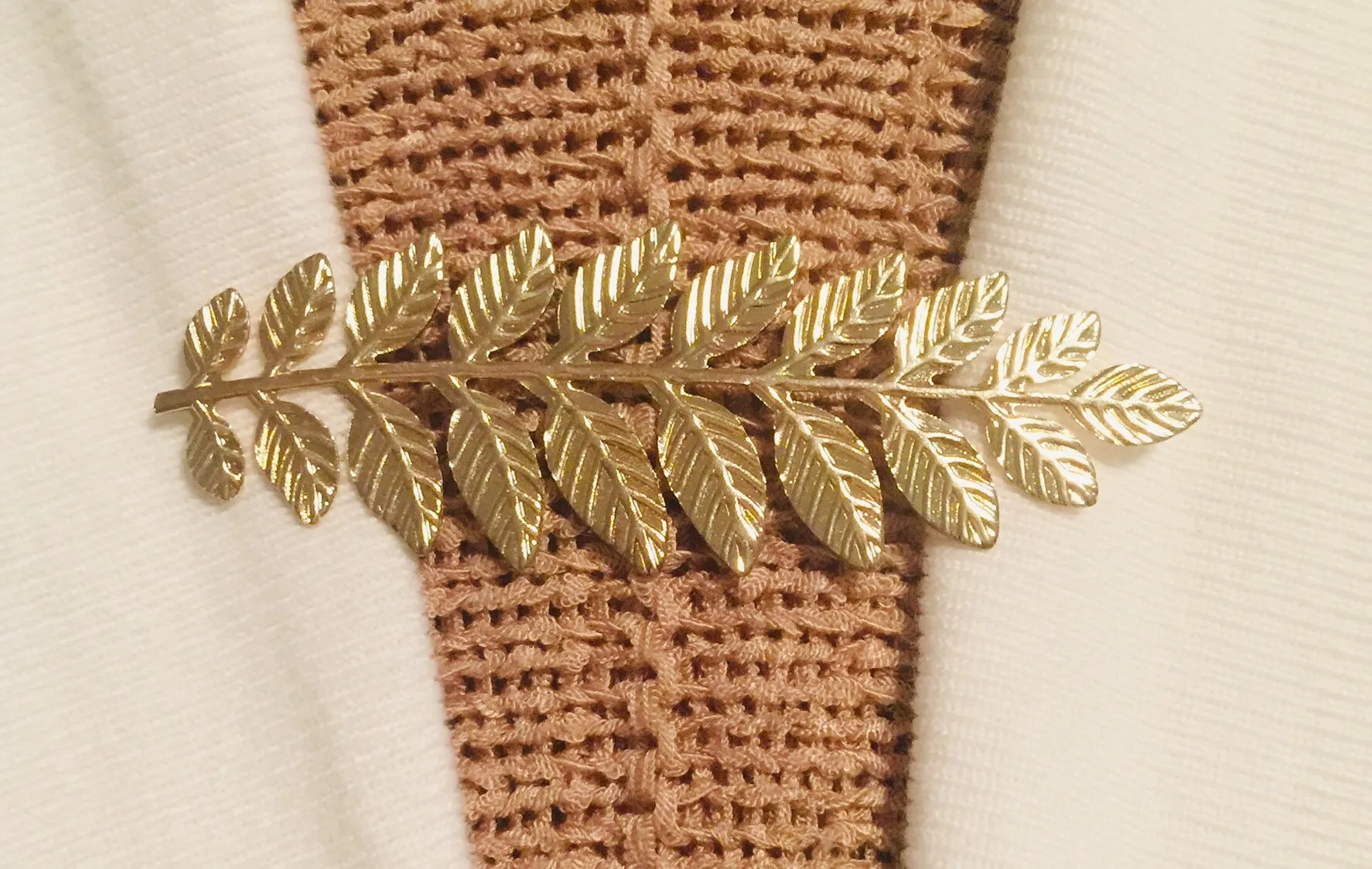 Sweater Clips Gold Leaf Leaves Cardigan Clasp Sweater Clip Filigree Metal Minimalist Gift Gifts for Her by Fabulici