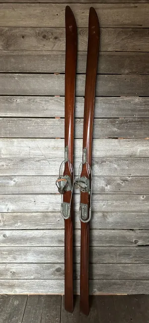 Vintage Ski Meister Skis